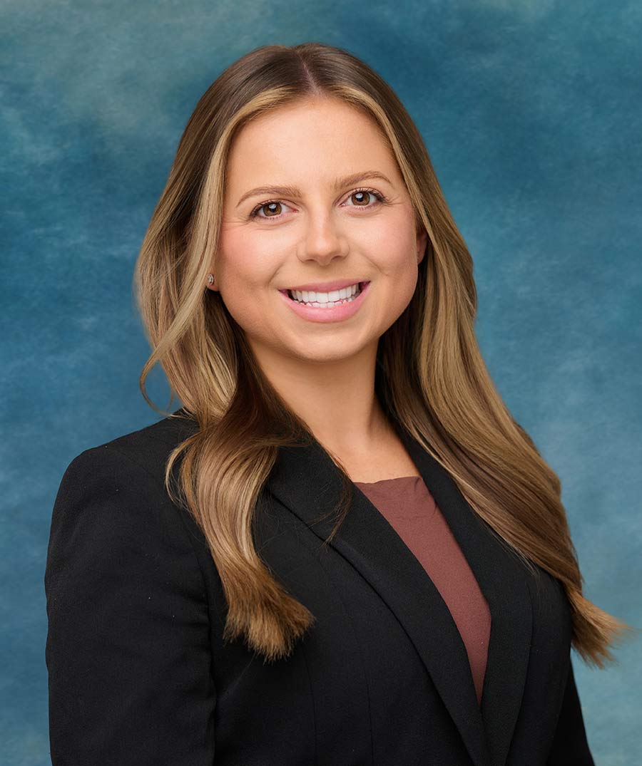 Kayla Fischer PA-C Eye Injection Specialist in Venice and Sarasota Florida